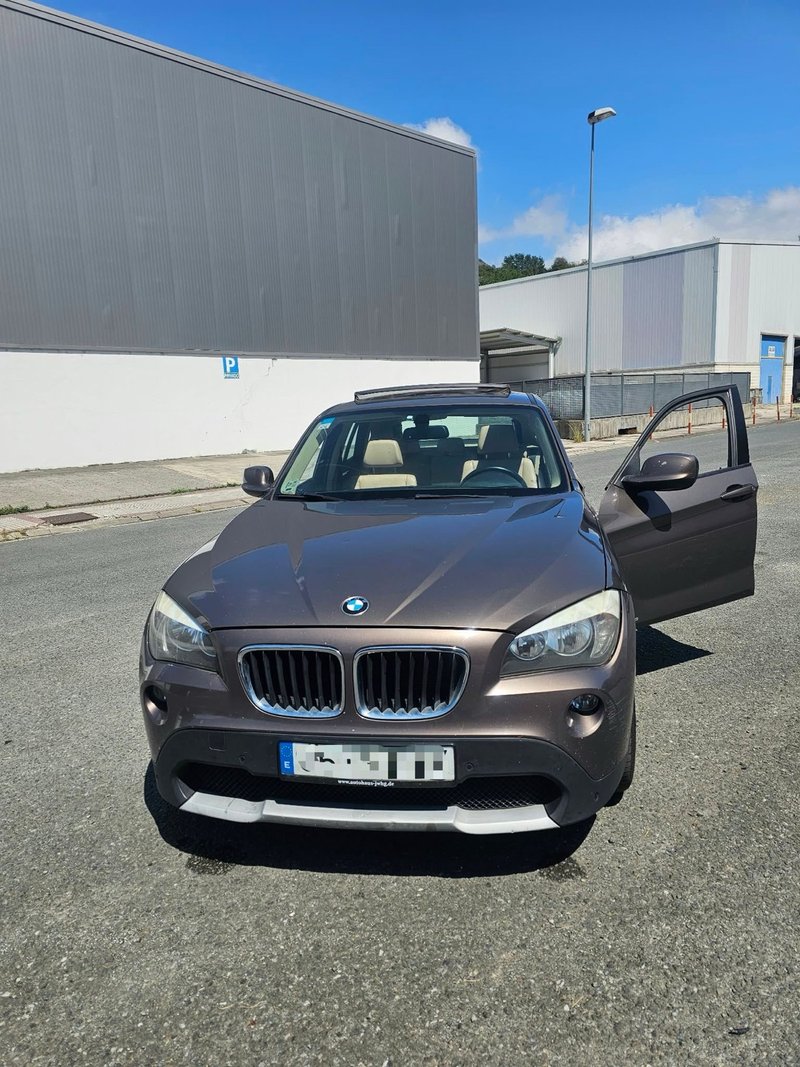 BMW X1 - foto 1