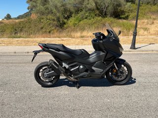 HONDA FORZA 750 2025 AKRA