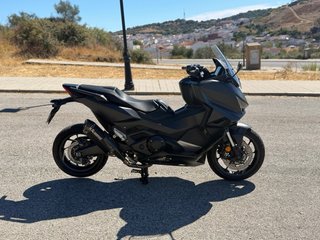 HONDA FORZA 750 2025 AKRA