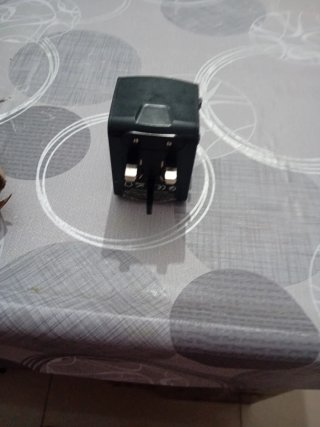 Adaptador de Enchufe Universal MOBO MBADCUCS