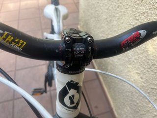 Bicicleta Dirt Cannondale