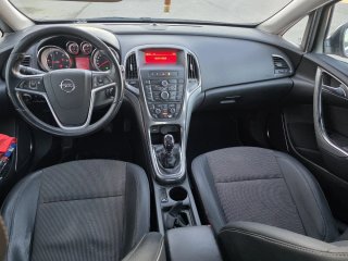 Opel Astra 2010