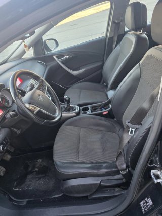 Opel Astra 2010