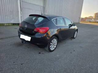 Opel Astra 2010