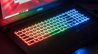 MSI GE72 7RE Apache Pro con Windows 11 instalado