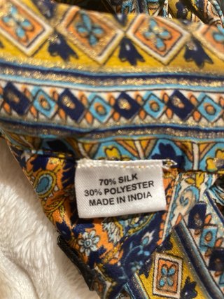 Top halter con estampado paisley