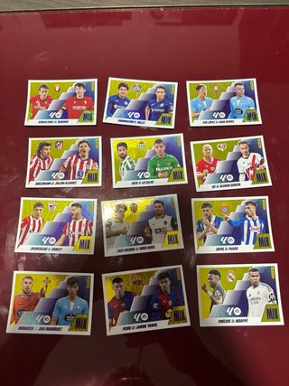 Cromos de fútbol Panini 25/26