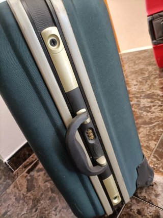 Maleta Rígida Mediana Rodelle Verde