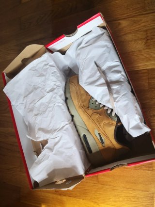 Deportivas Nike Air Max Hombre Camel.