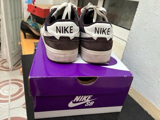Nike SB Pogo Marrón Oscuro y Blanco