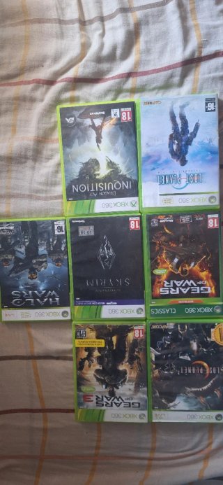 Lote 7 giochi XBOX 360: Assassin's Creed e altro