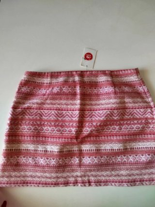 Falda SuiteBlanco Diseño Étnico Nuevo con etiqueta
