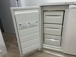 Nevera-congelador Manhattan Zanussi