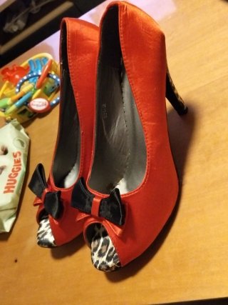 Zapatos rojos tacón leopardo talla 40