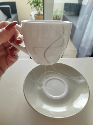 Juego 4 tazas de porcelana