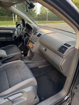 Volkswagen Touran 2009  1.9 tdi   7p