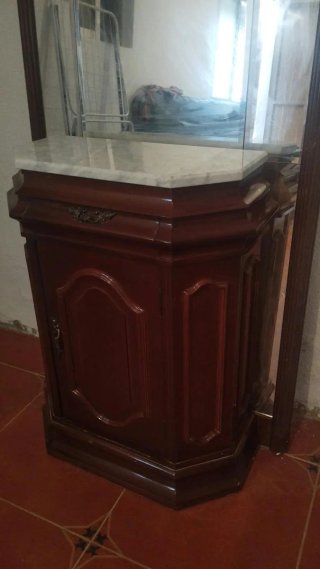 Mueble de entrada con espejo