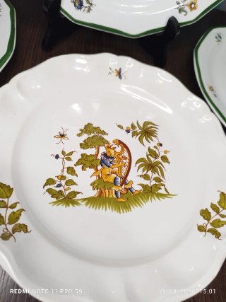 5 Piatti Vintage Francesi in Ceramica