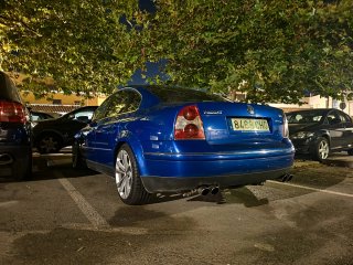 Volkswagen Passat W8