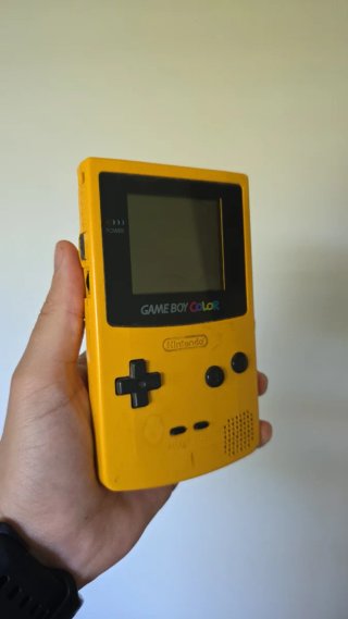 Nintendo Game Boy Color Amarilla