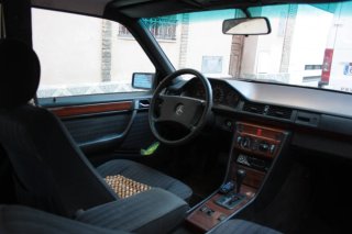 Mercedes-Benz Clase E 1991