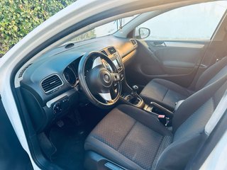 Volkswagen Golf 2010 1.6 Tdi 105Cv