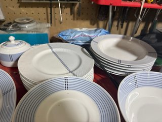 Juego Tazas y Platos Cartuxa Porcelana