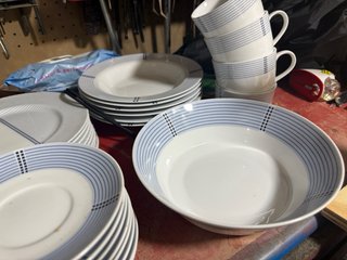 Juego Tazas y Platos Cartuxa Porcelana
