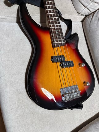 Bajo eléctrico Memphis 4 cuerdas