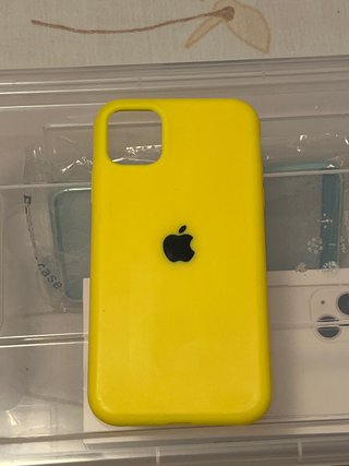 Custodia iPhone 11 Gialla