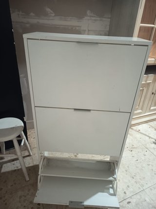 Zapatero blanco