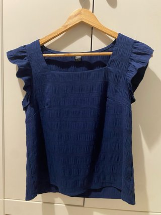 Blusa Shein azul con volantes