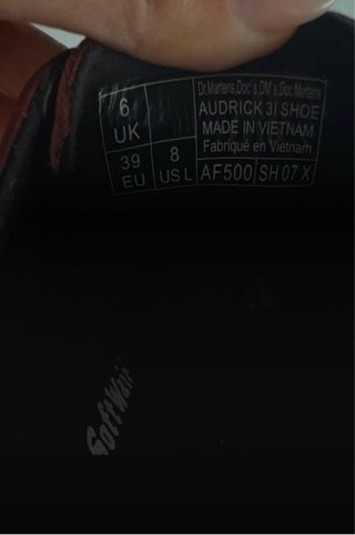 Dr. Martens Granates Talla 39, Sin Estrenar