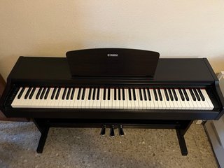 Piano Digital Yamaha YDP-131 + Banqueta