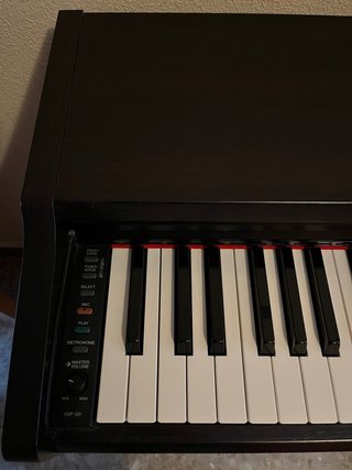 Piano Digital Yamaha YDP-131 + Banqueta