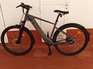 Bicicleta Eléctrica Trekking Rockrider
