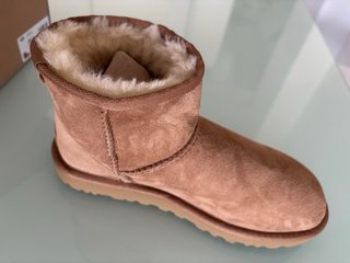 Botas UGG Marrones Nuevas