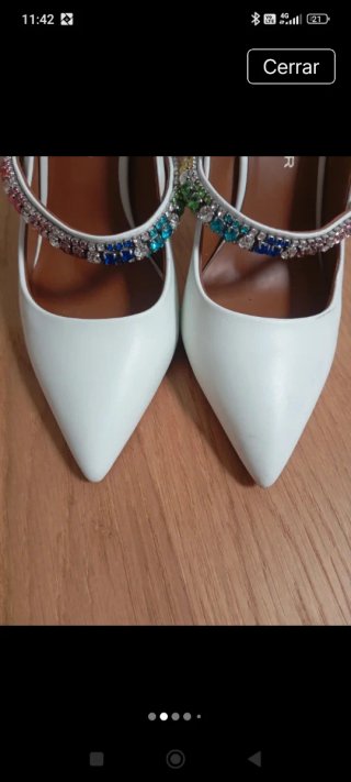 Tacones Kurt Geiger Multicolor Blancos