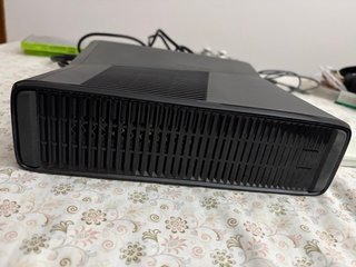 Xbox 360 Slim + 2 Giochi + Hard Disk interno