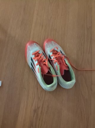Botas de fútbol Adidas talla 36