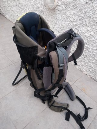 Mochila Portabebés Trekking Deuter