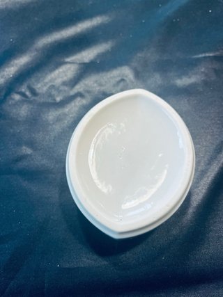 Cajita de porcelana con flores