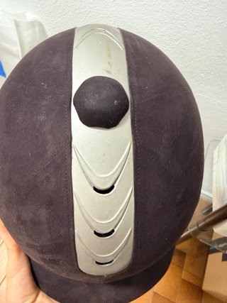Casco de equitación marrón