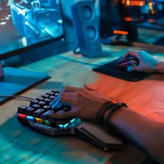 Tastiera e Mouse da Gioco · Gaming Pro · Nuovo