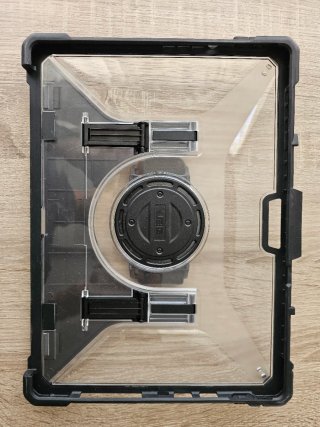 Custodia UAG Metropoli per Surface Pro 8