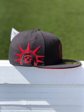 Gorra New Era 59Fifty 7 1/4 NY Negra Roja