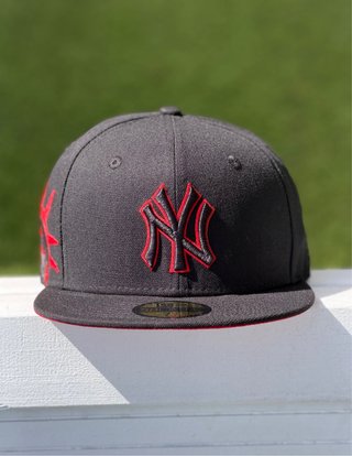Gorra New Era 59Fifty 7 1/4 NY Negra Roja