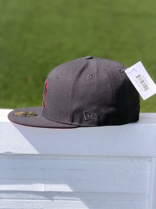 Gorra New Era 59Fifty 7 1/4 NY Negra Roja