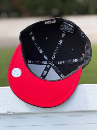 Gorra New Era 59Fifty 7 1/4 NY Negra Roja