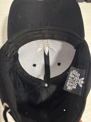 Gorra Adidas Negra